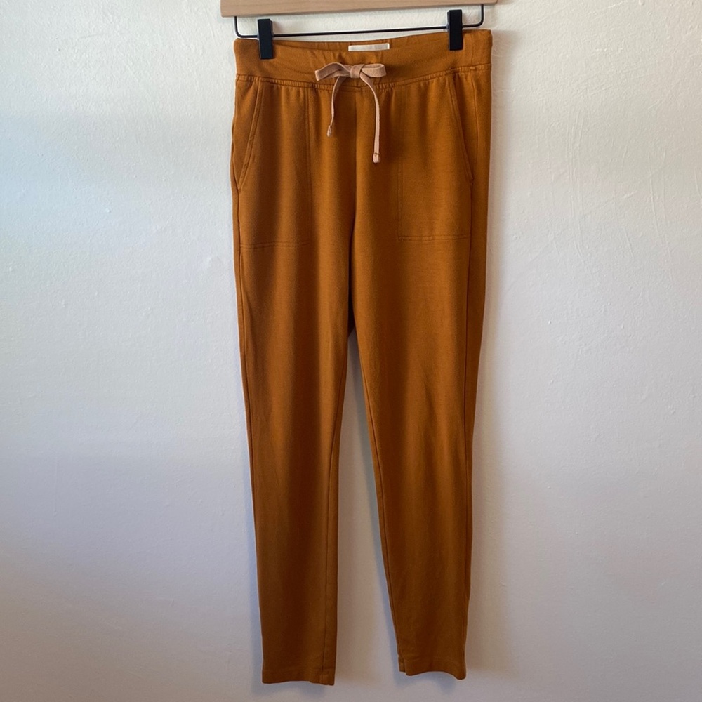 LOU & GREY petites caramel Signature Soft pull on pants size XS